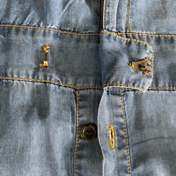 Denim Style romper - Picture 2 of 3